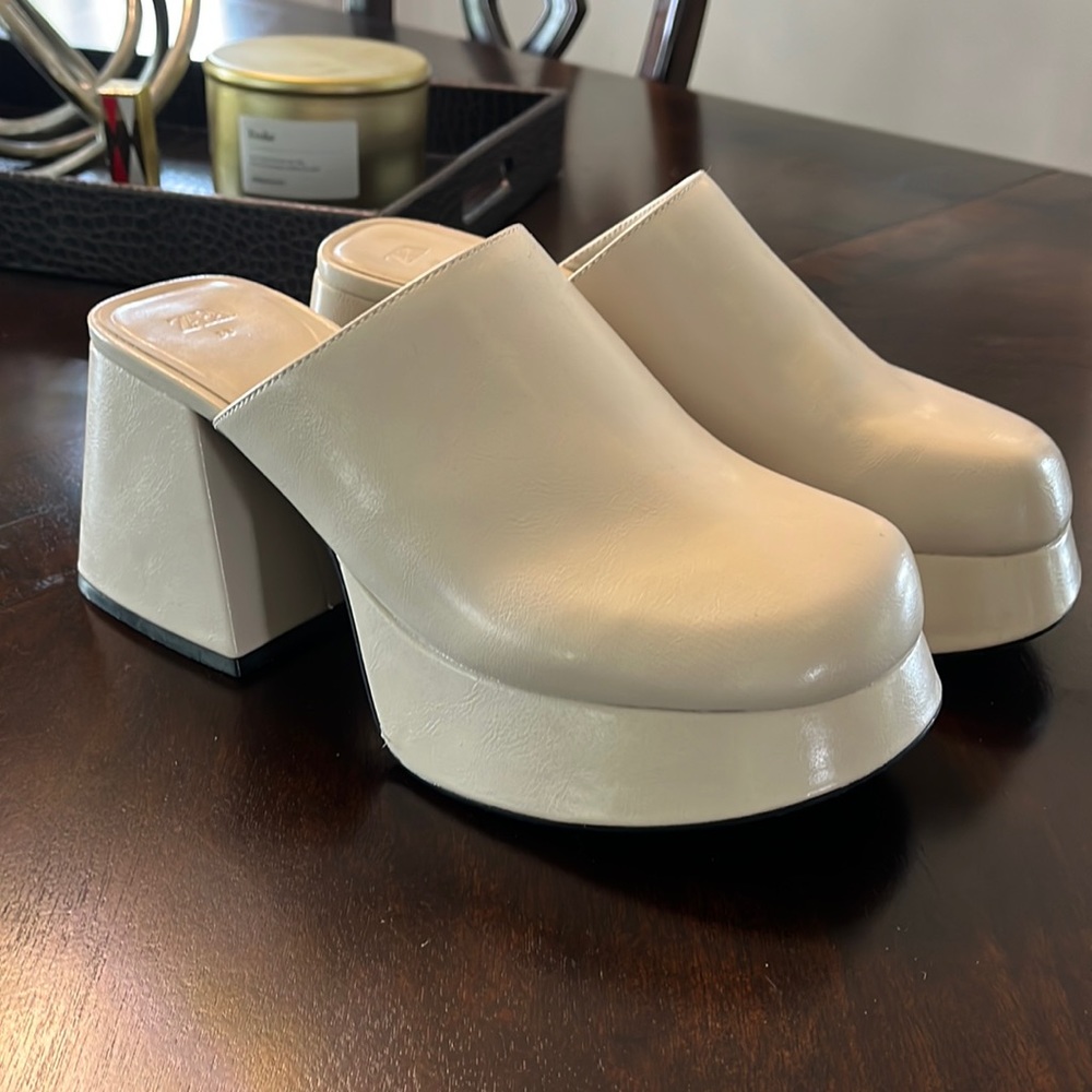 Zara Sandals